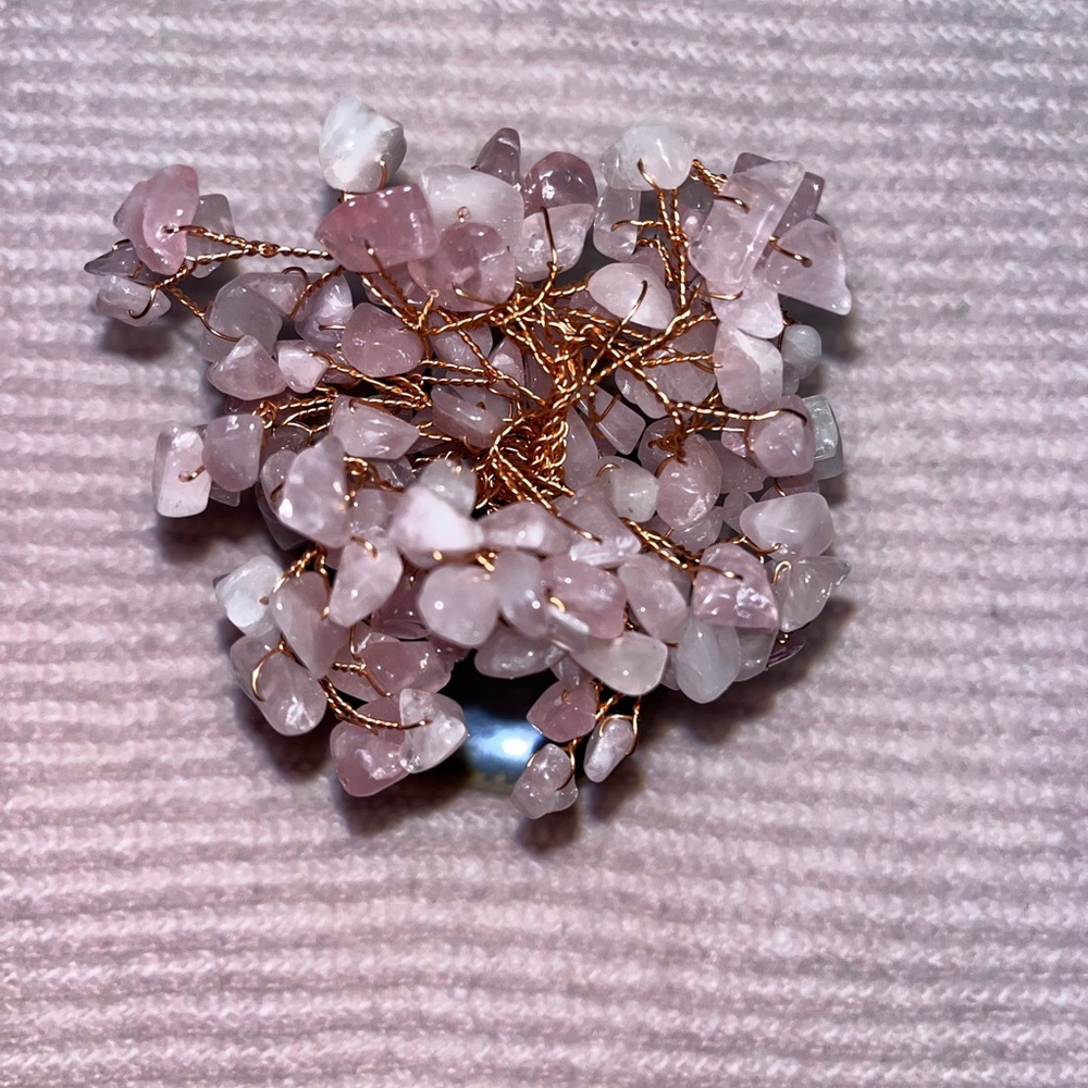 Rose Quartz Crystal Tree on a Agate Slide - Picture 5 of 5